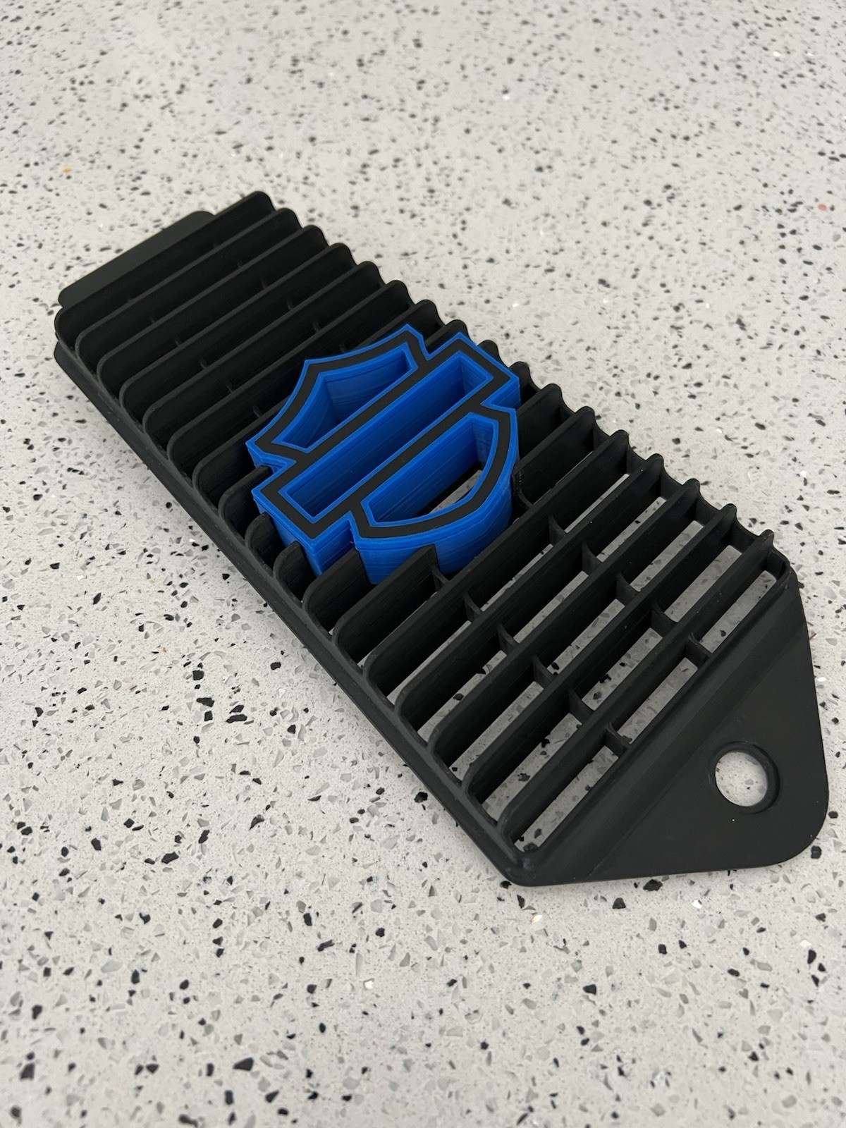CUSTOM Colours, Oil Cooler Stone Guard, Suits ’18-later Harley M8 Softail