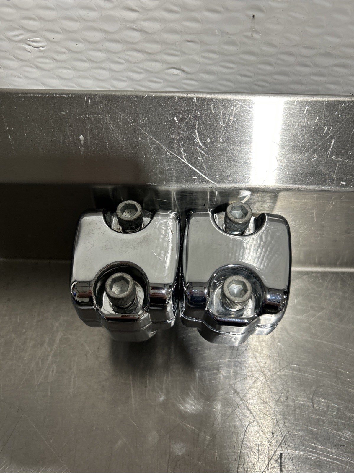 Harley Davidson 1.25″ Chrome Fatboy 114 Handlebar Risers 56888-07 2 5/8″ RISE #7