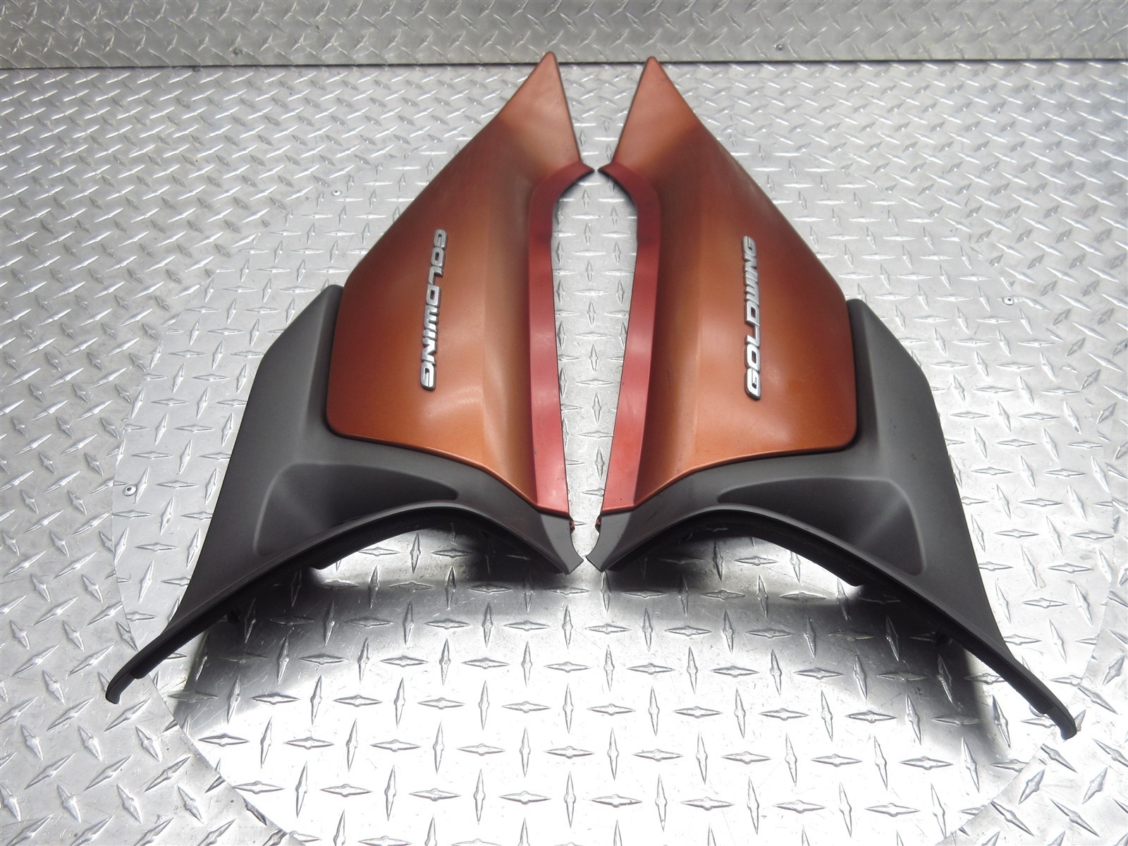 2007 06-10 Honda GL1800 Goldwing OEM Side Covers Trim Fairings Body Panels