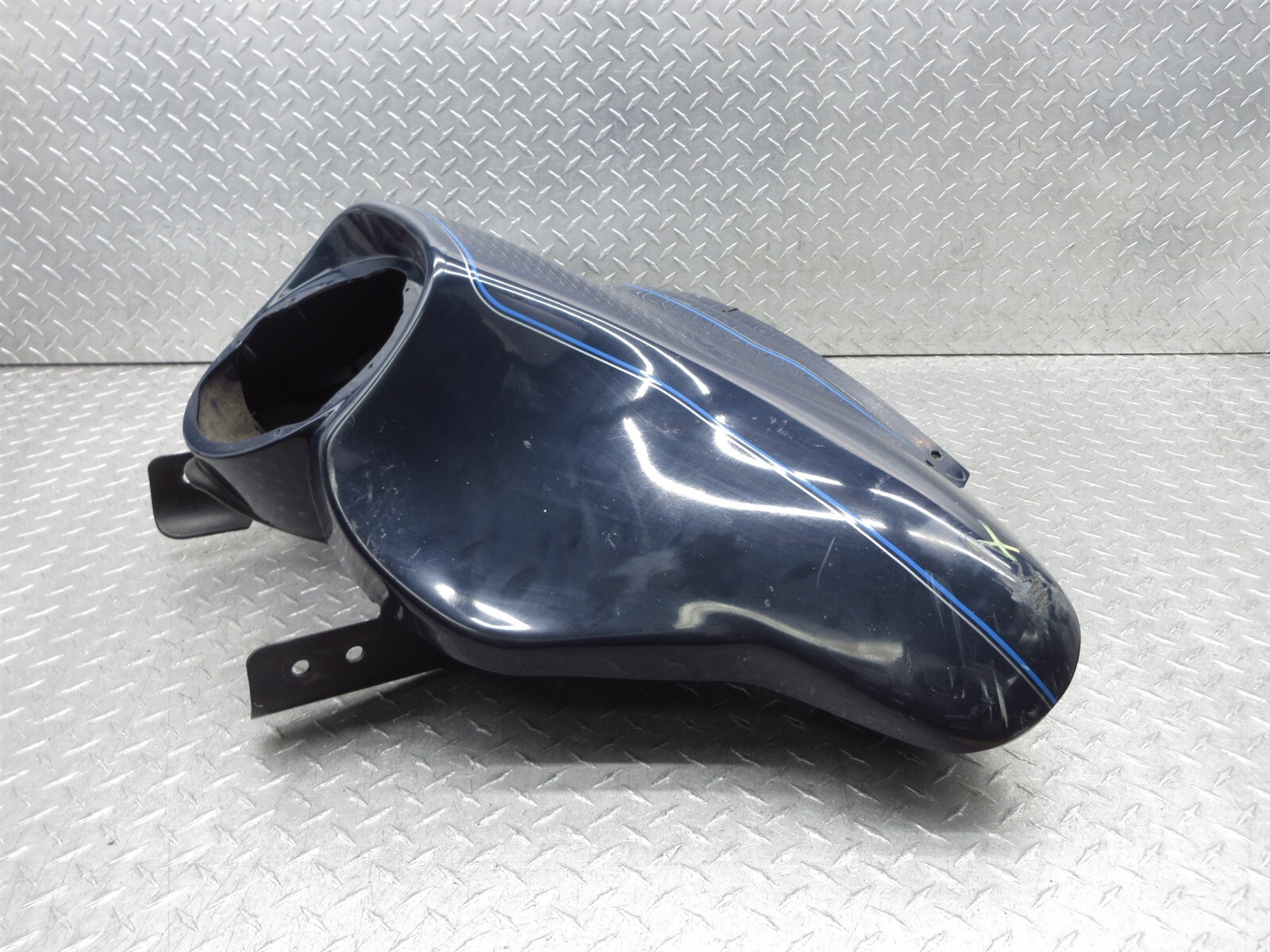 2001 Harley Electra Glide FLHTCUI Front Upper Batwing Fairing Fascia Cowl Cover