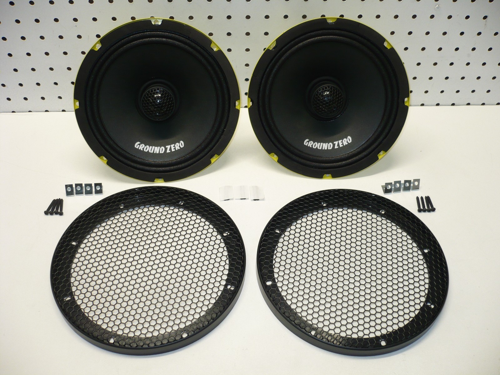 Ground Zero Audio 8″ 2 Way Weather Resistant Coaxial Speaker System GZCF-8.0SPL