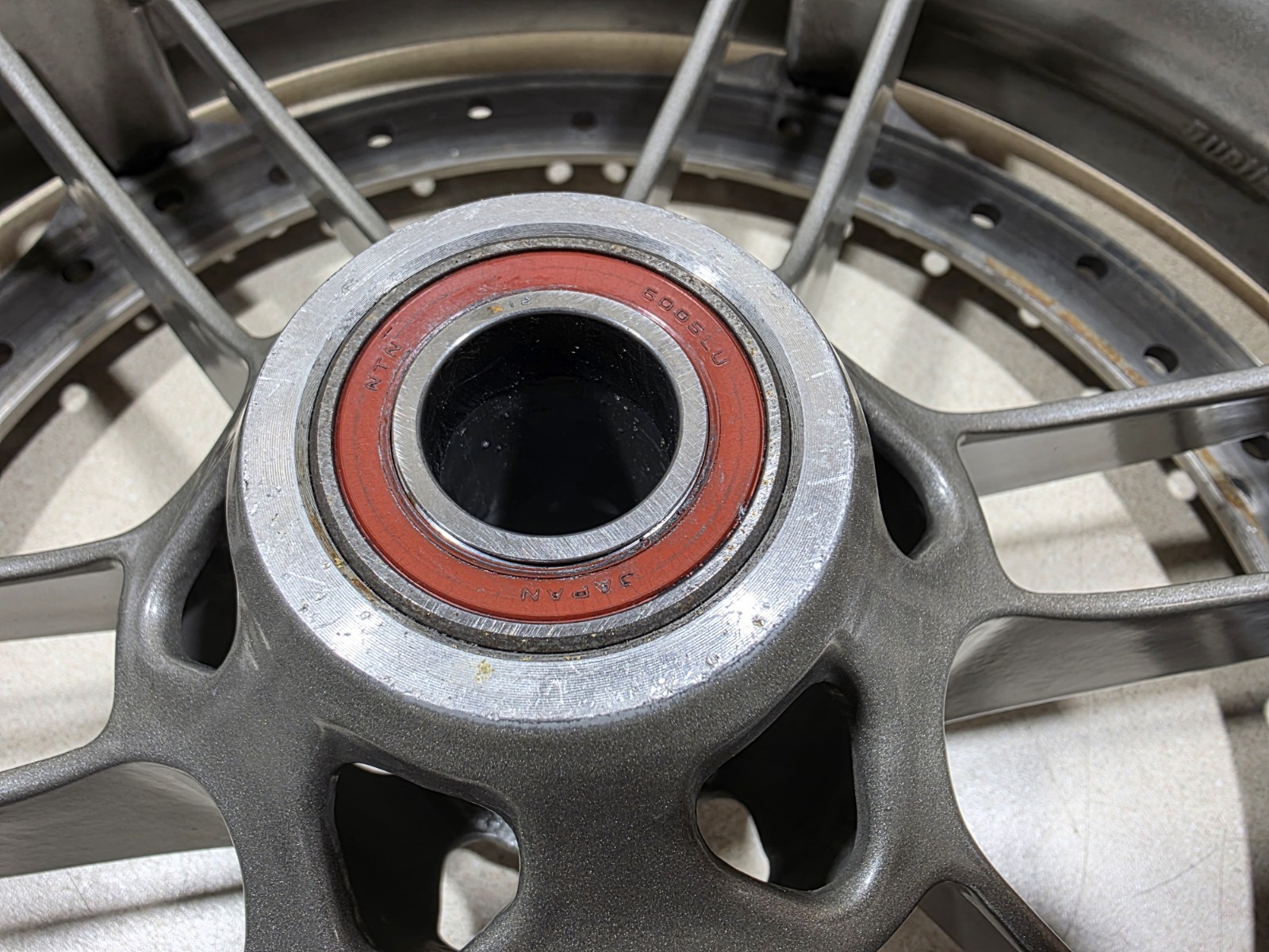 2006 Buell Ulysses XB12 XB12X Front Wheel Rim Magnesium Tone #NV9-80