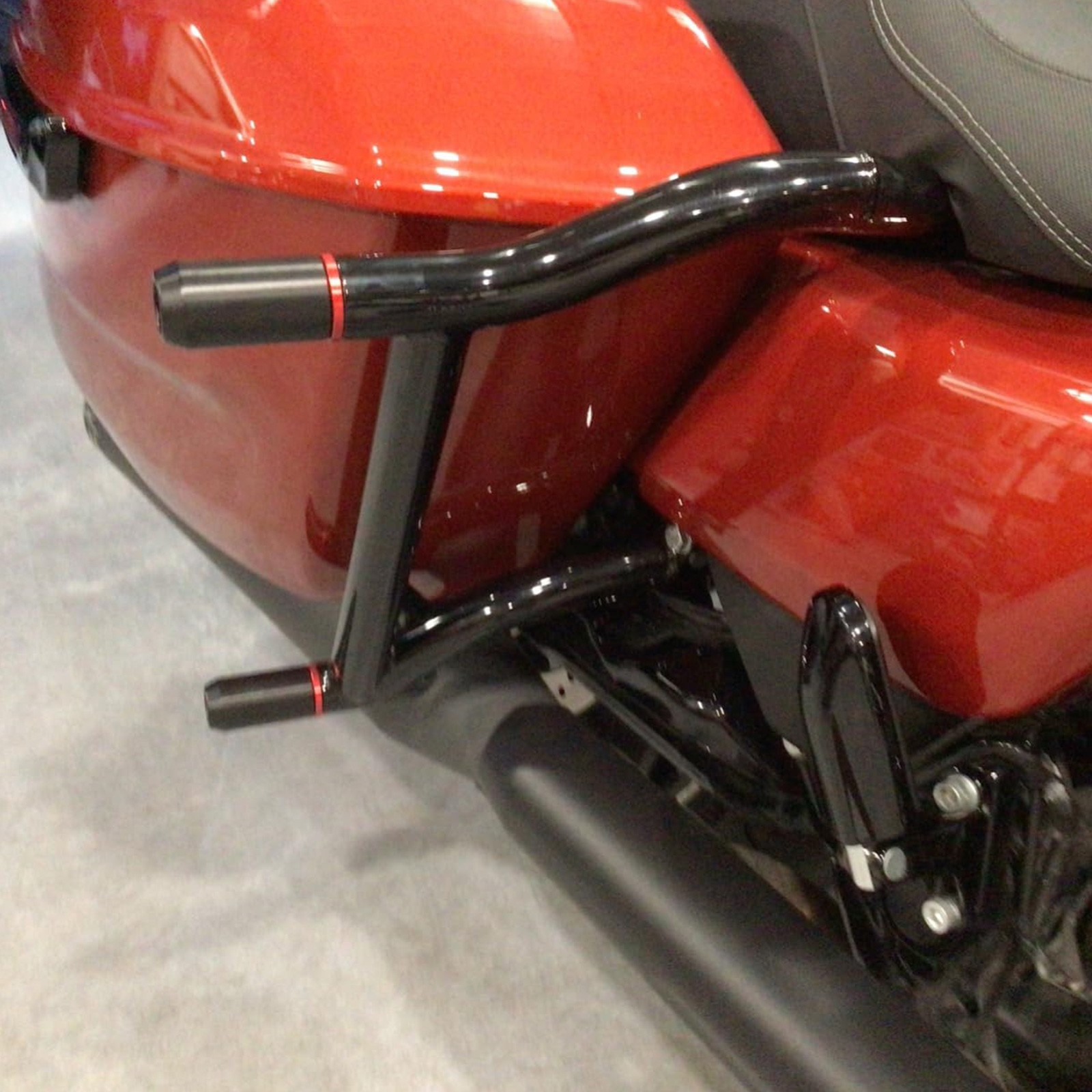 Saddle Bag Guards Crash Bar For Harley Road Glide Street Glide Special 2009-2023