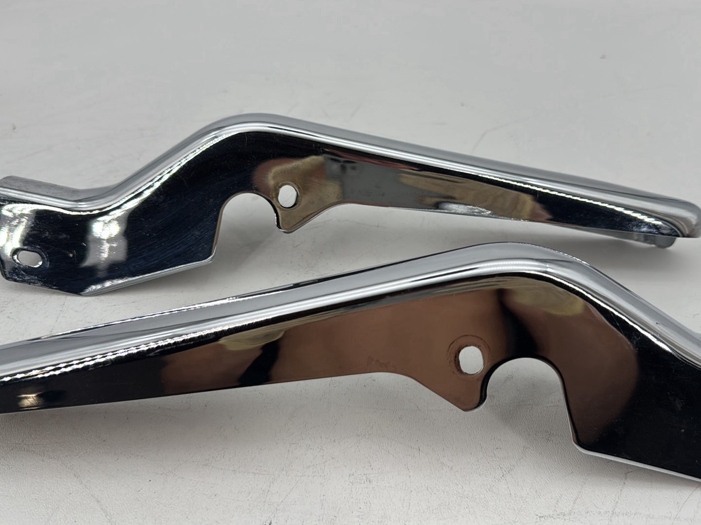 2008 Harley Touring FLHT Electra Glide OEM Left & Right Saddlebag Mount Brackets