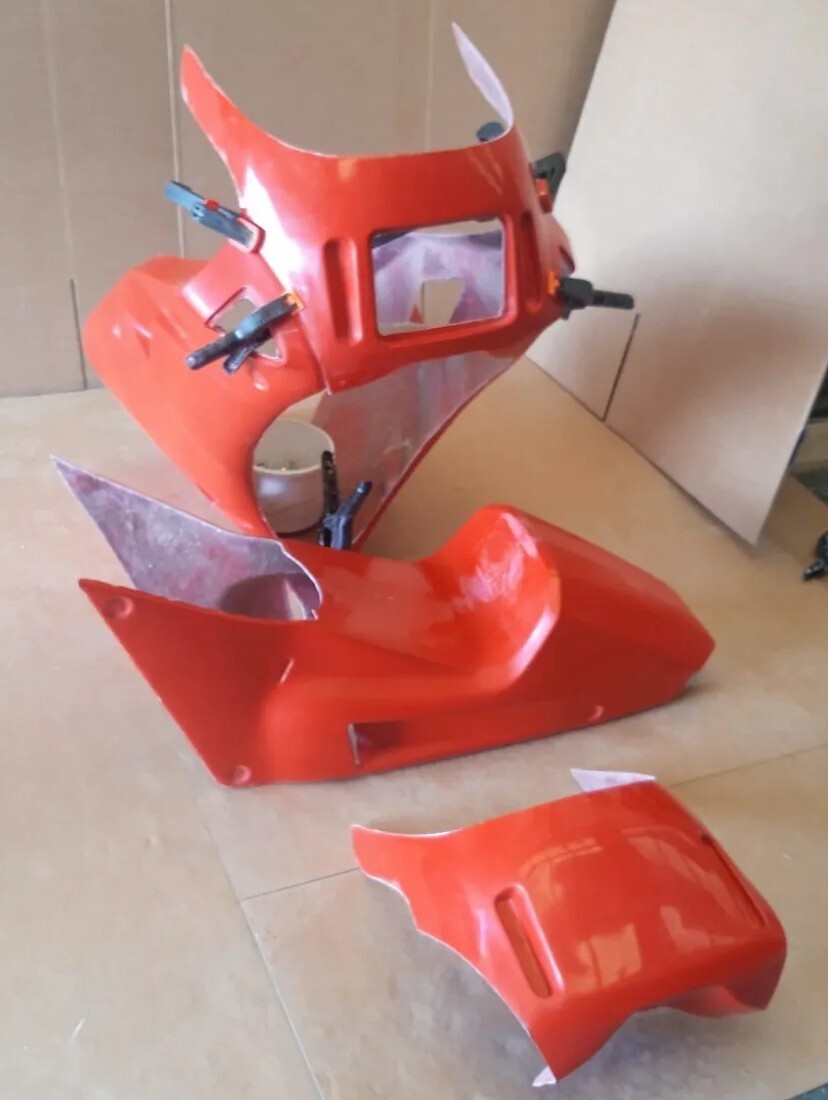 Ducati 851 Full Fairing Panel Set Fiberglass in Red + Race and Road nosecones