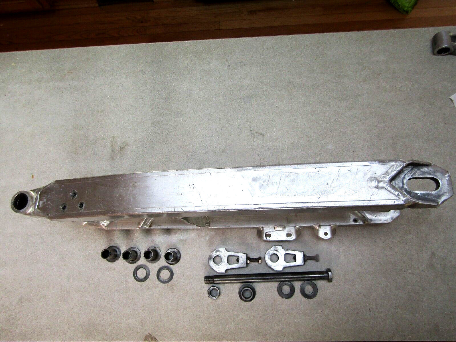 HUSQVARNA,CAGIVA 1985 WMX125,WRK125,SWINGARM,PIVOT BOLT,BEARINGS,AXEL,TENSIONERS
