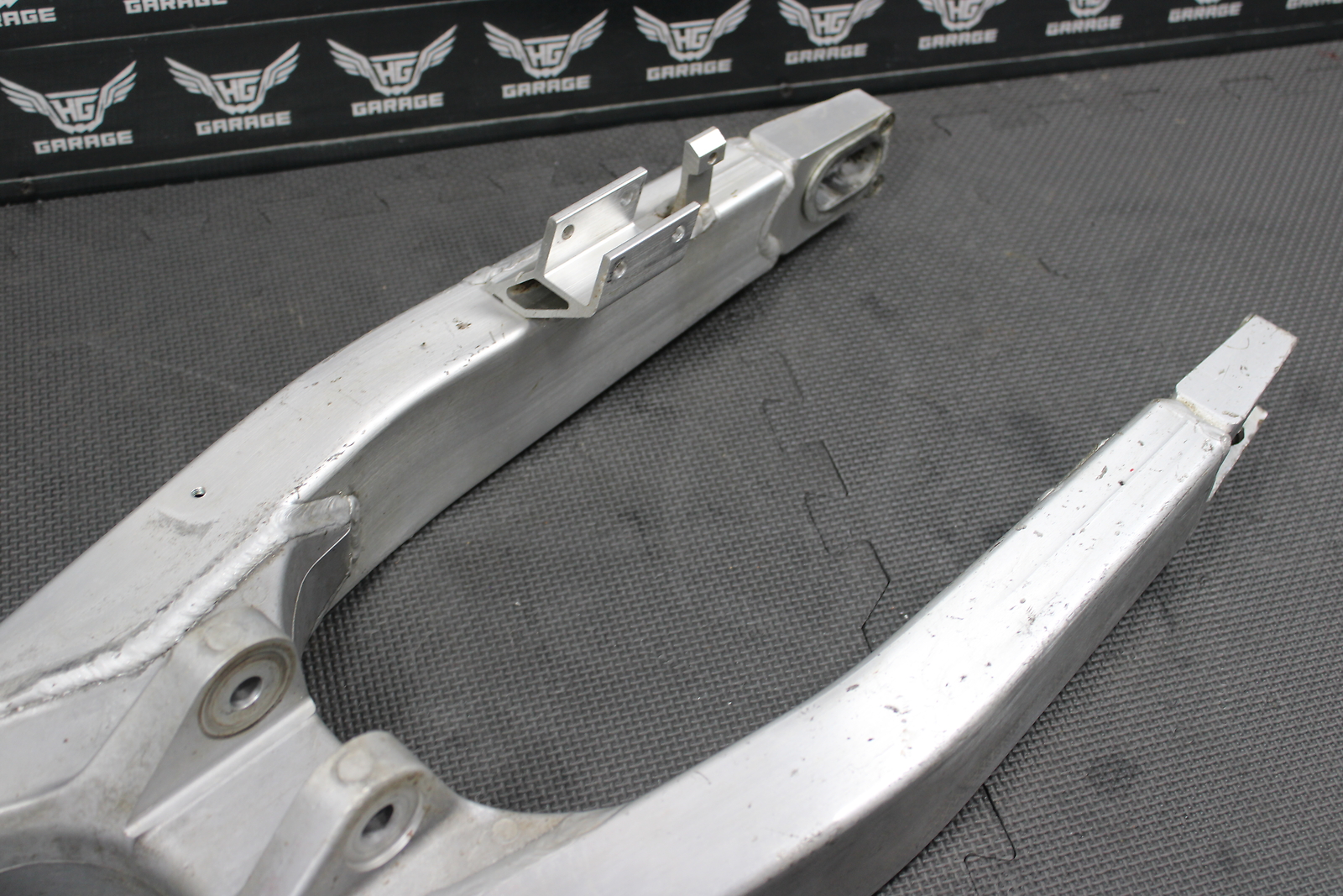 2001 Honda 00-01 CR125R OEM Swingarm Swing Arm Suspension Read Desc!