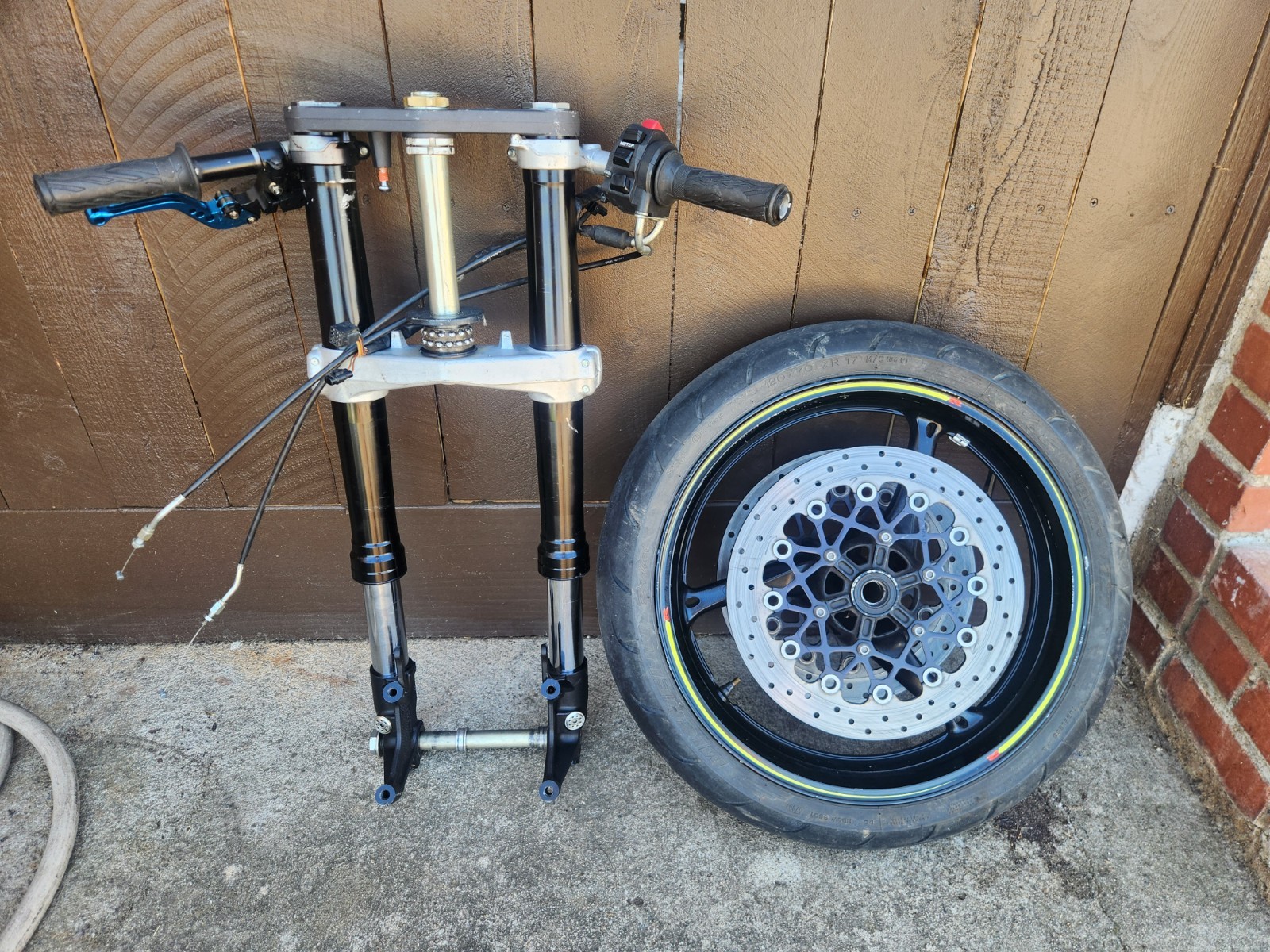 11-24 SUZUKI GSXR 600 750 FRONT END FORKS RIM CLIP ON CONTROL (NEW FORK SEALS)