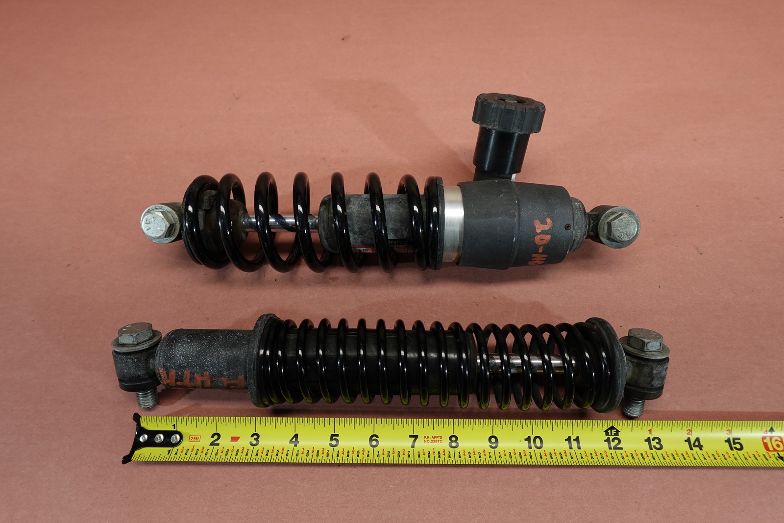 08-13 Harley Davidson FLHTK Electra Glide REAR BACK SHOCK ABSORBER SET
