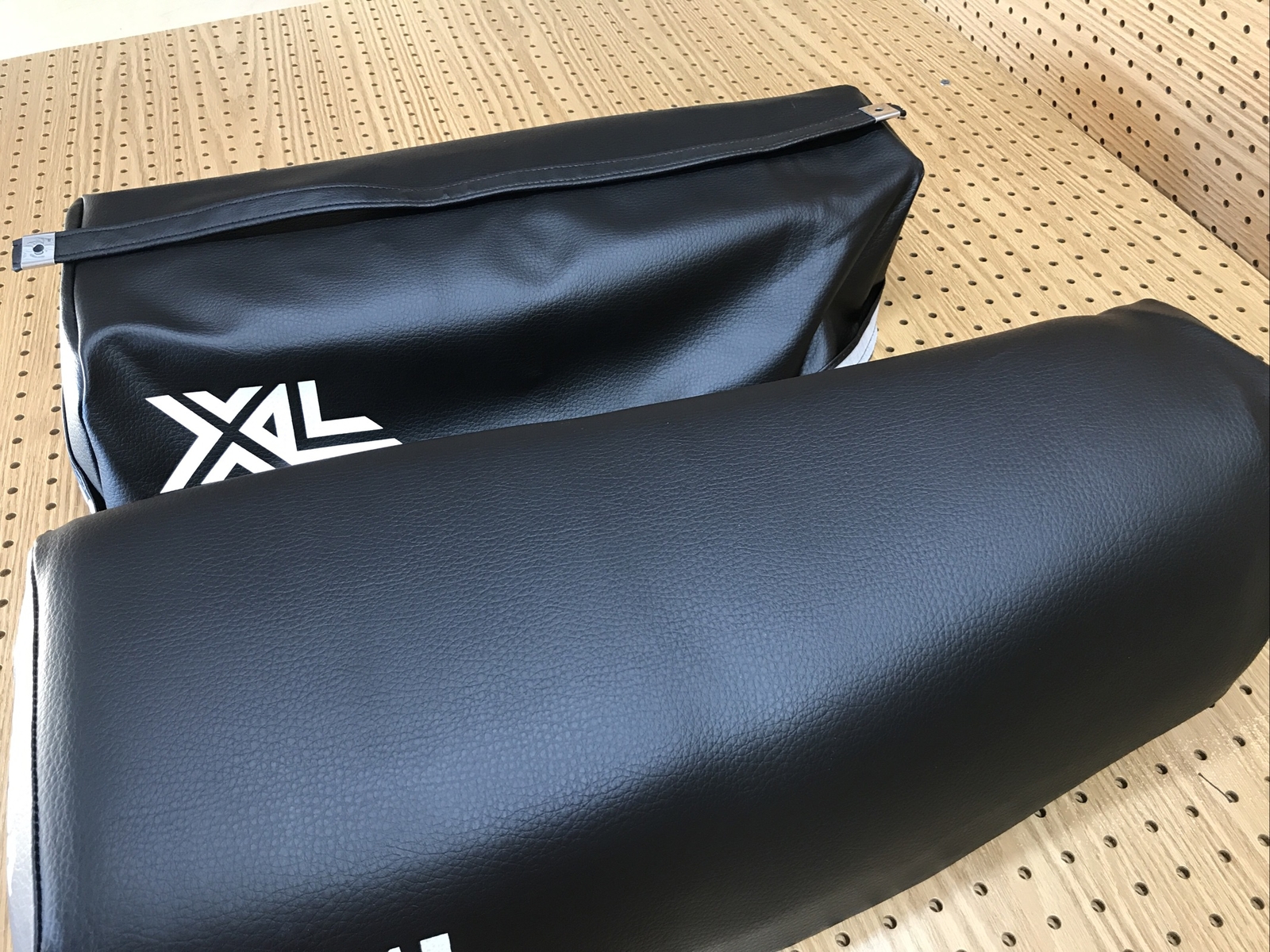 HONDA XL250R XL500R SEAT COVER 1982 MODEL + STRAP (H*-191)