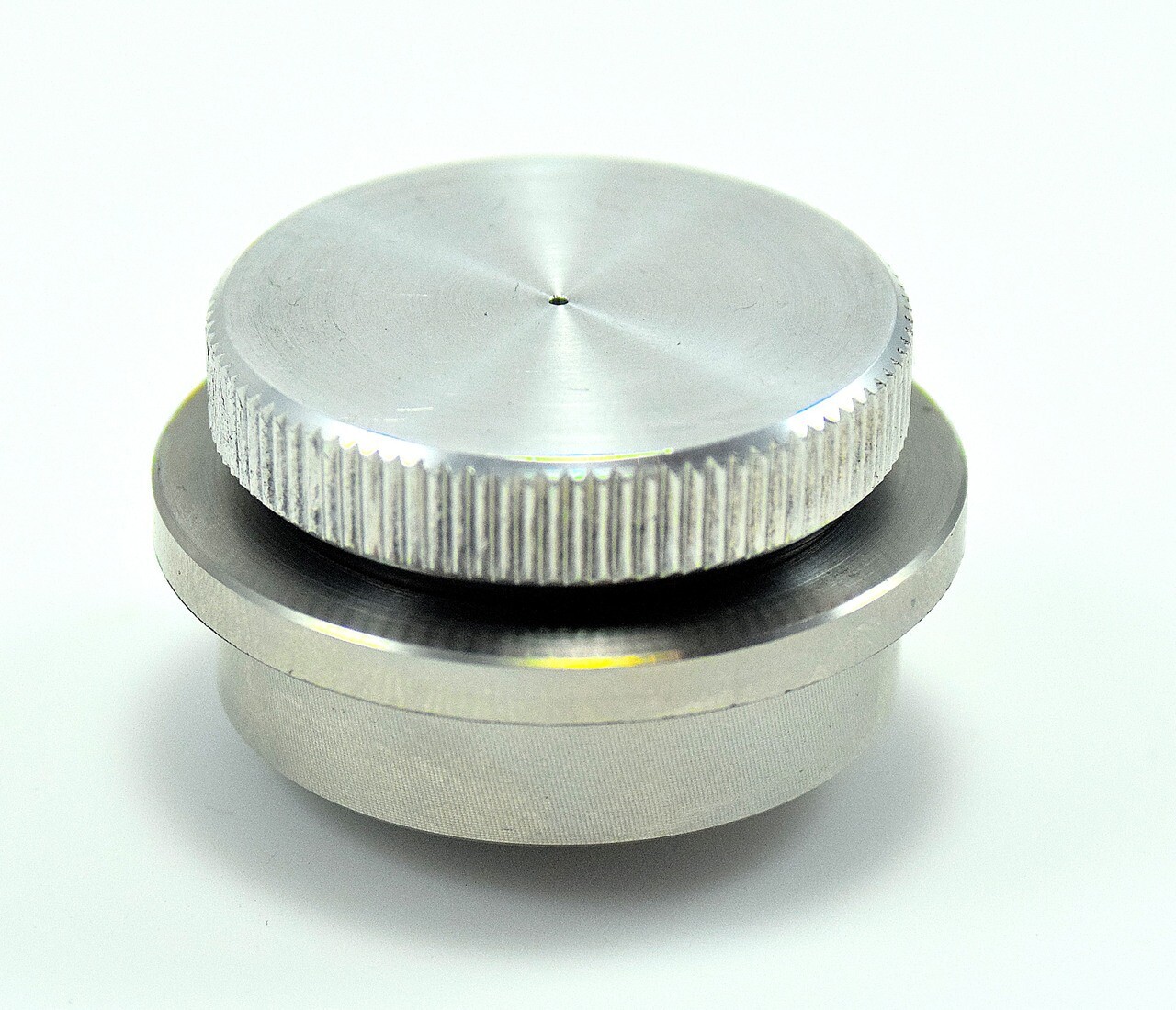 BungKing Aluminum Oil tank filler cap and mild steel weld in bung