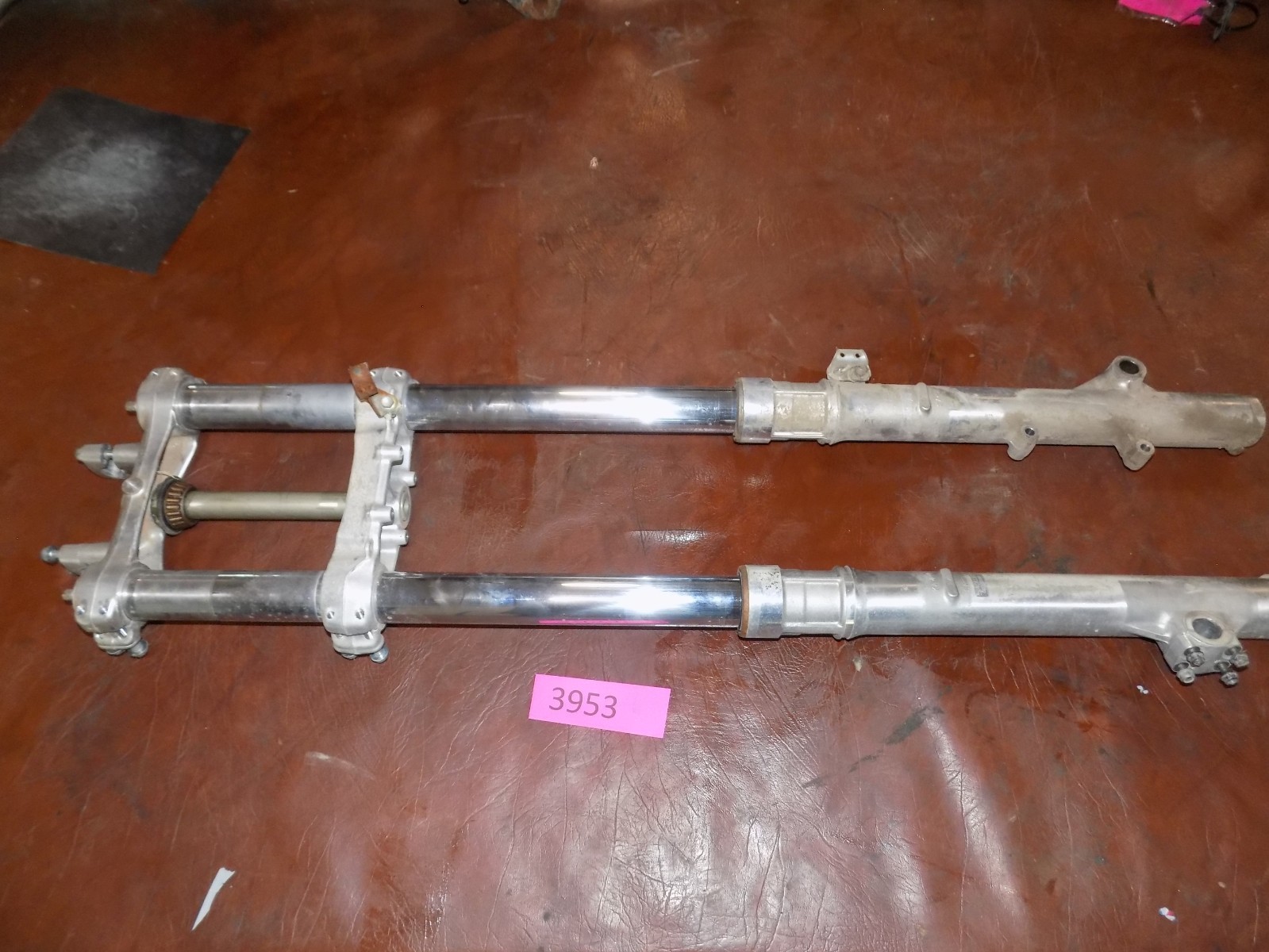 1988 Honda CR250R CR 250 OEM Front Suspension Forks Tubes 88-89 WITH TRIPLE TREE