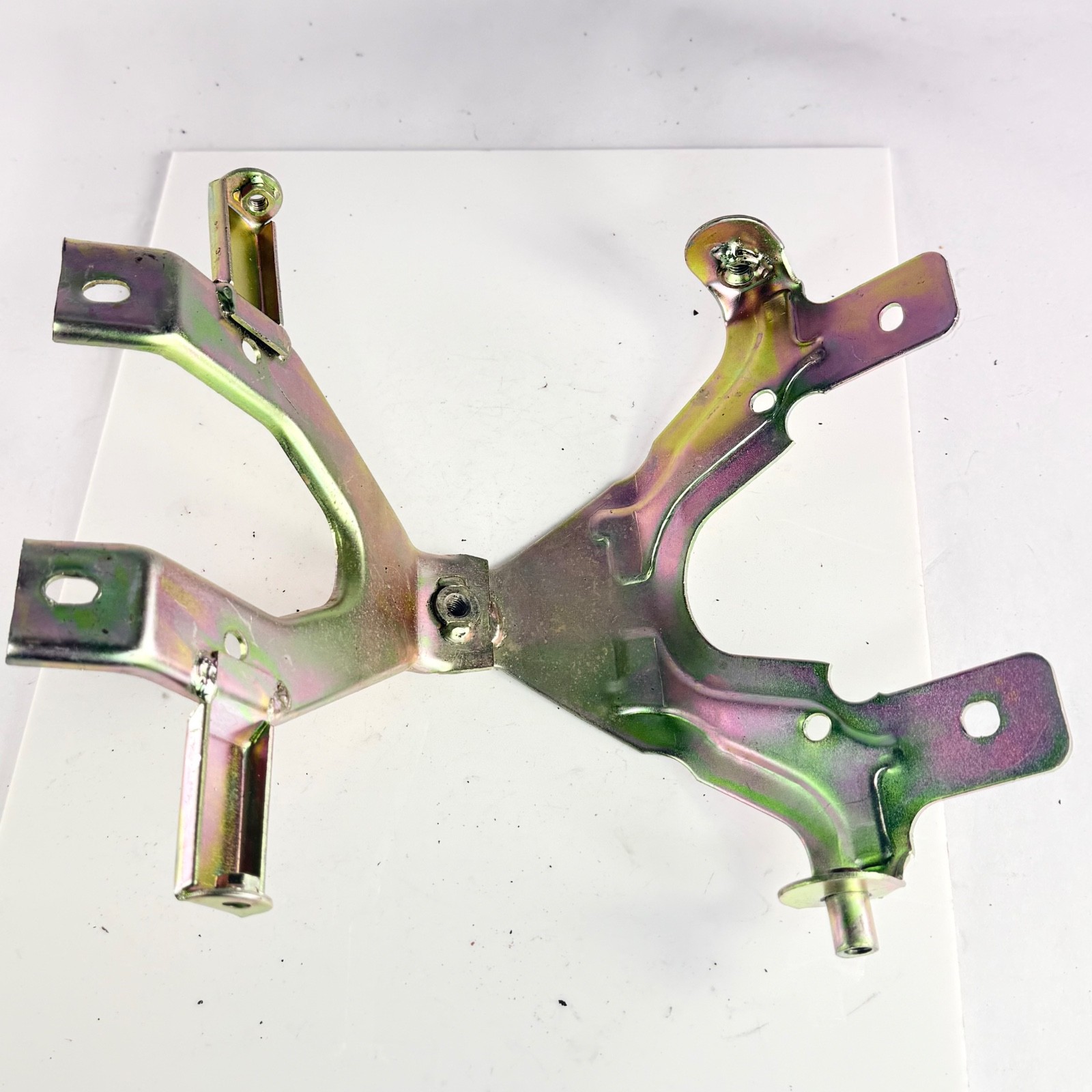 Honda CT90 1972-79, CT110 1980-84 Auxillary Fuel Tank Body Bracket 17761-102-702