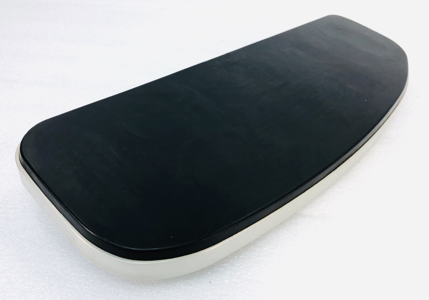 INDIAN MOTORCYCLE LEFT SIDE FRONT DRIVER FLOORBOARD
