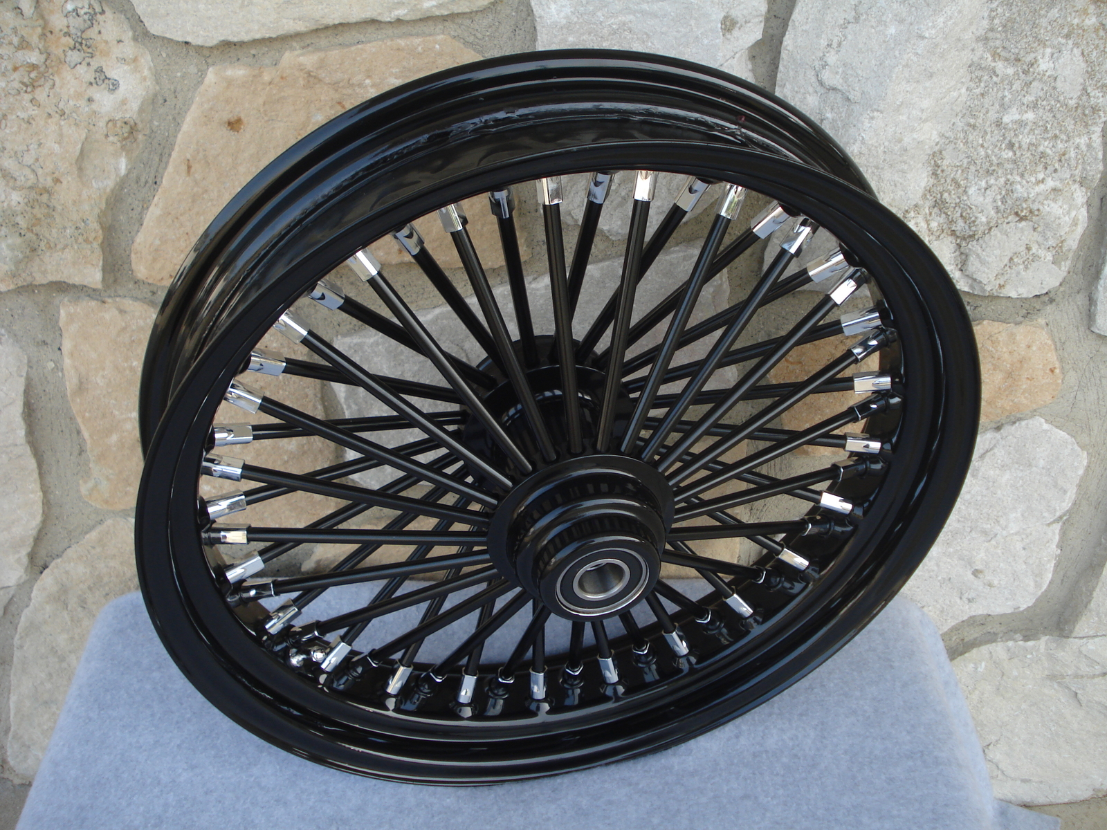 18″ KCINT BLACK FAT SPOKE S/D FRONT WHEEL HARLEY HERITAGE FAT BOY DELUXE 2000-06