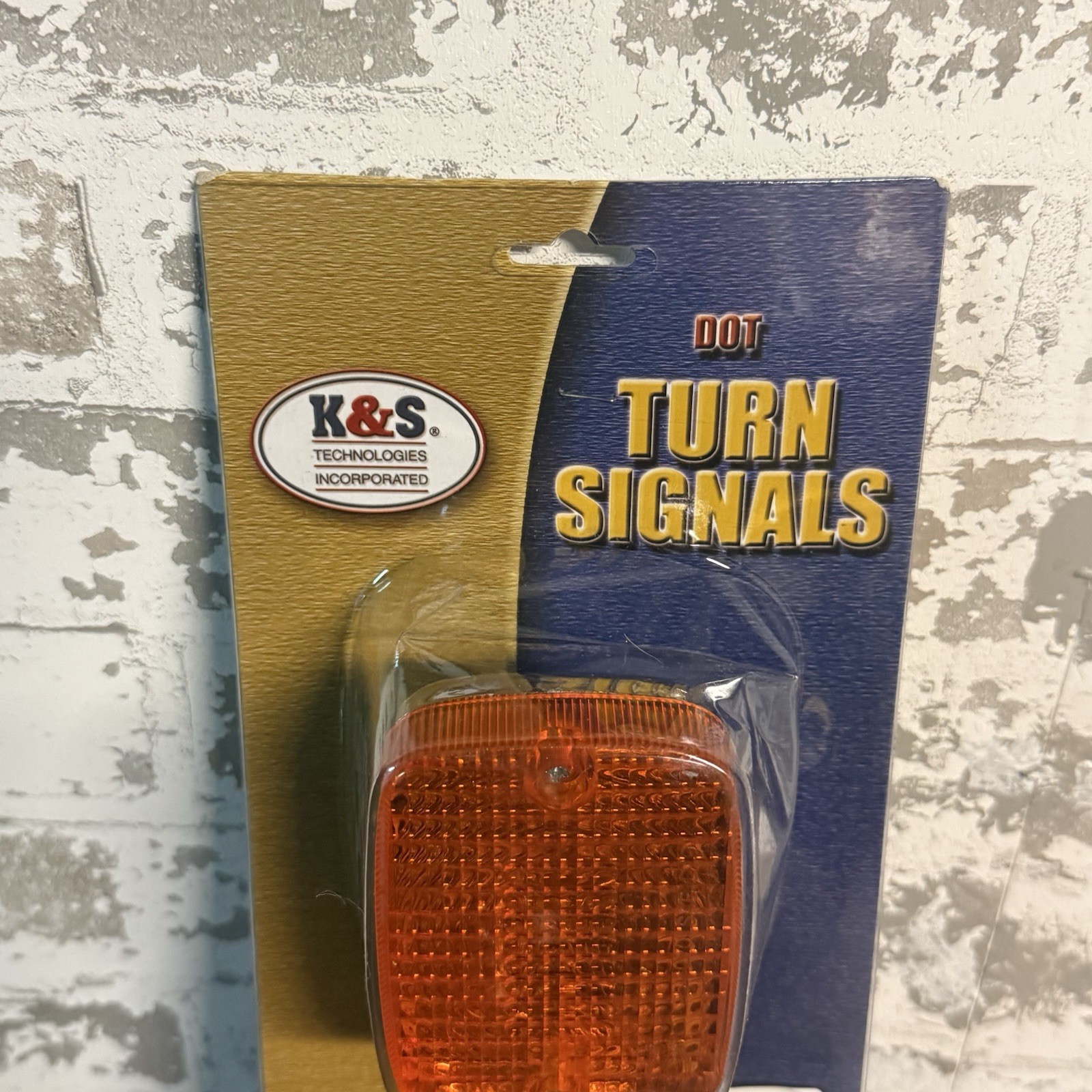 NEW – K&S Technologies 25-3126 DOT Approved Amber Turn Signal Assembly
