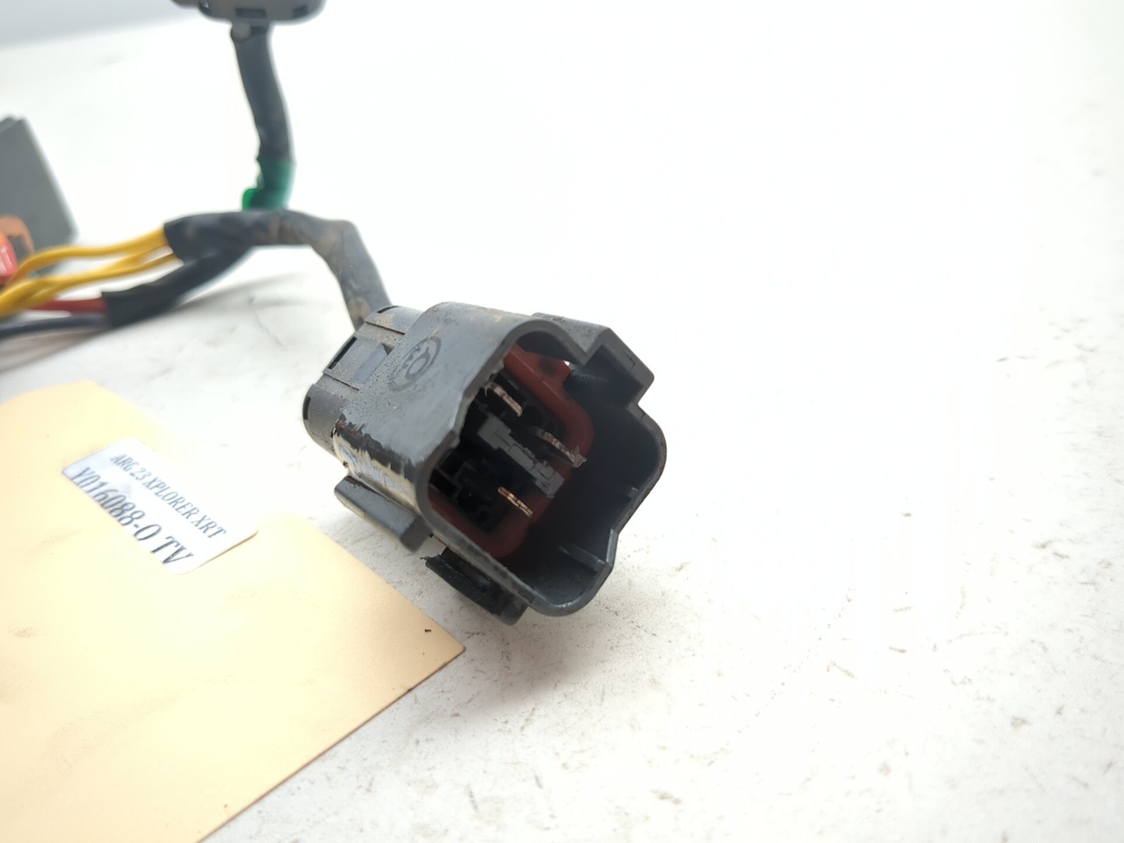 21-24 Argo Xplorer Xrt 570 Voltage Regulator Rectifier 926747