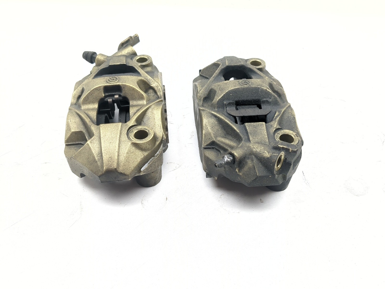 08-20 Suzuki Hayabusa GSX1300R Brembo Front Left Right Brake Caliper Pair