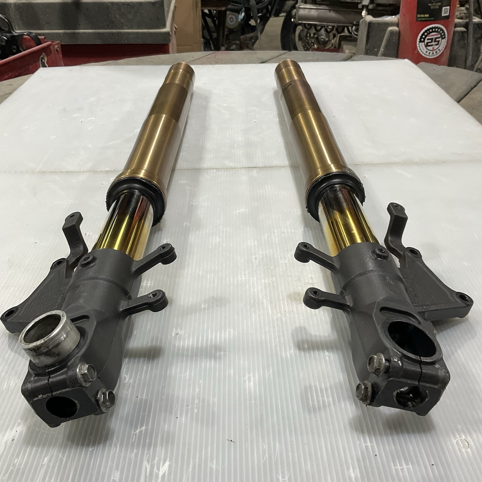 2001-2002 Suzuki Gsxr1000 Forks Front End Suspension Fork Set *STRAIGHT*