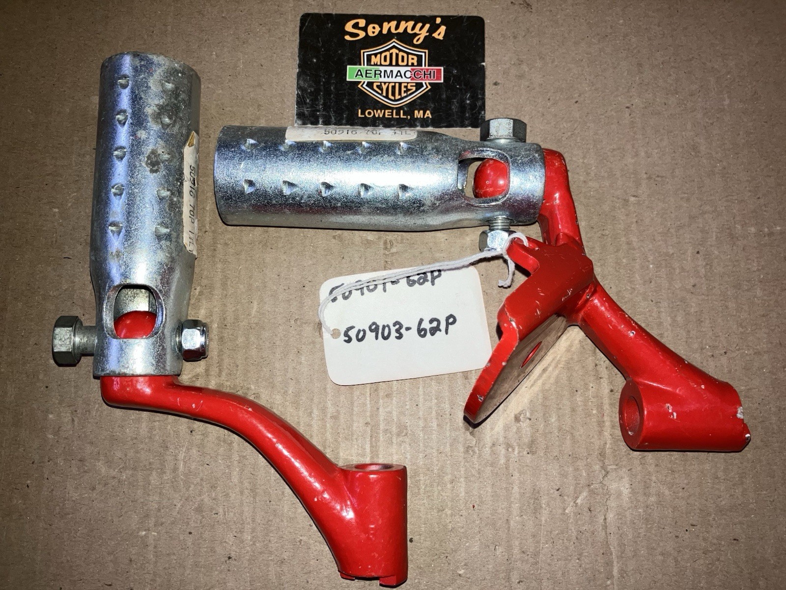 1962-1964 NOS Aermacchi Harley Davidson Sprint C H complete footpeg assy’s NOS