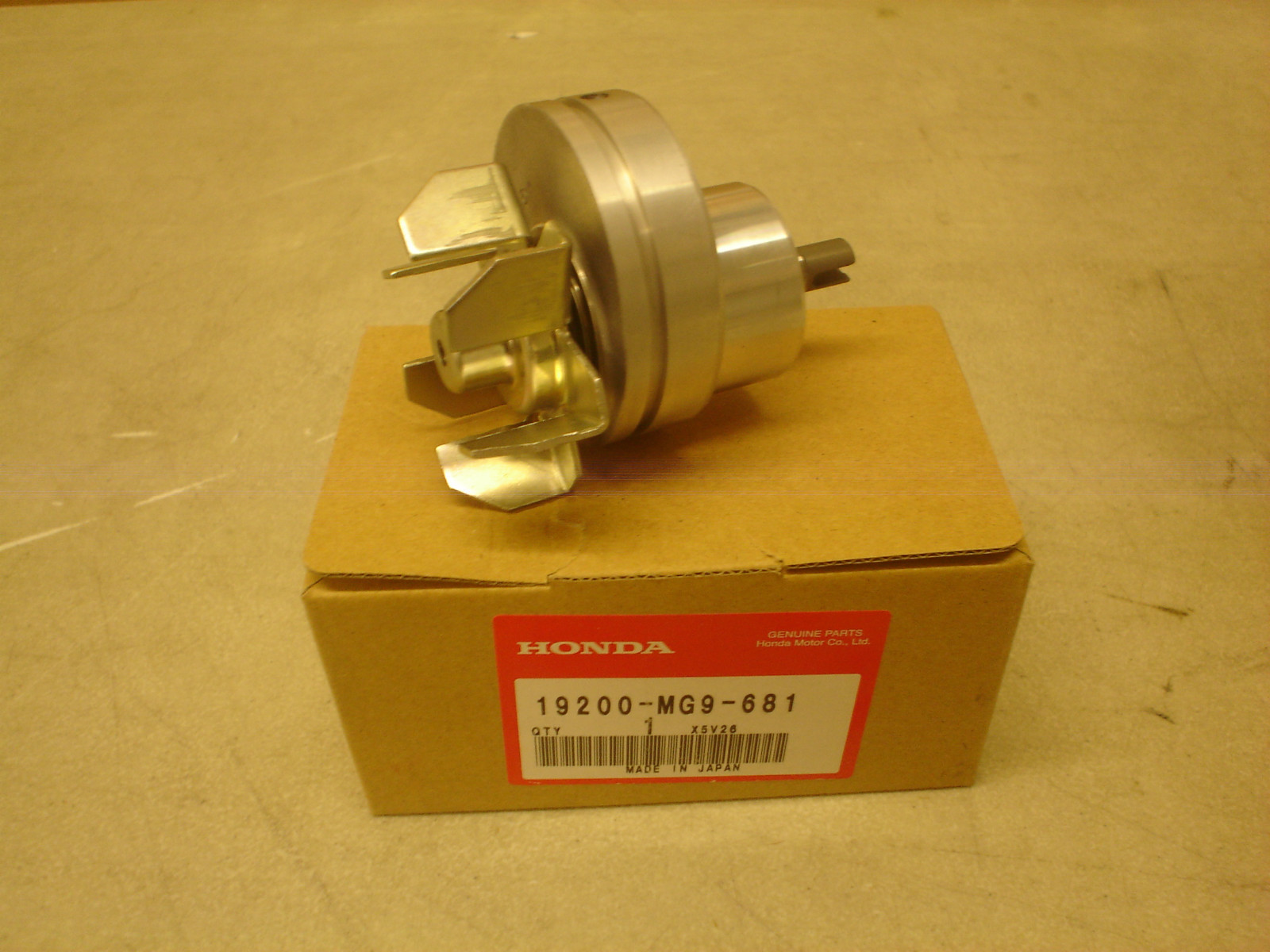 Honda OEM Gold Wing GL 1000 GL 1100 GL 1200 Water Pump 19200-MG9-681