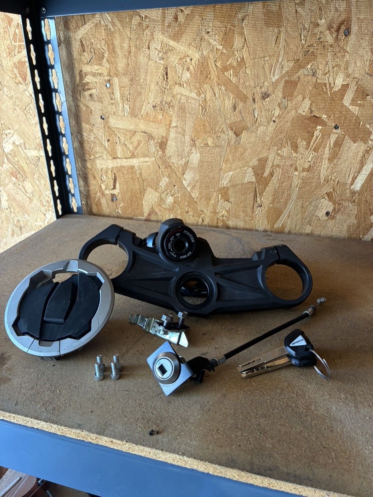 2024 24-25 Kawasaki ZX636 ZX6R Ninja 636 Lock Set Ignition Switch Fuel Cap Key