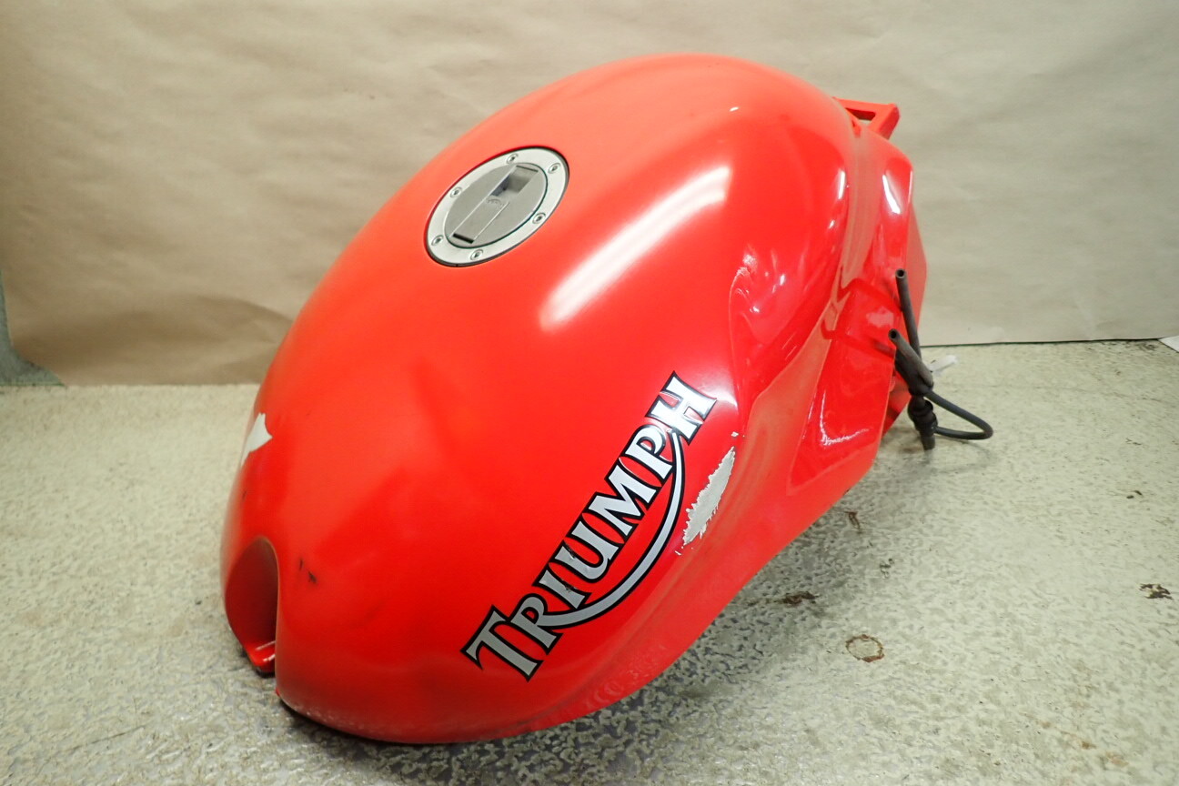 2004 TRIUMPH SPEED TRIPLE 955I GAS FUEL TANK W/ CAP & SENDING UNIT 2400595