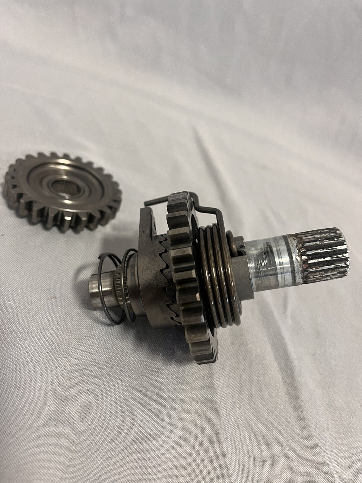 2007 HONDA CRF150R CRF150RB OEM KICKSTART GEAR SHAFT IDLER KICK START