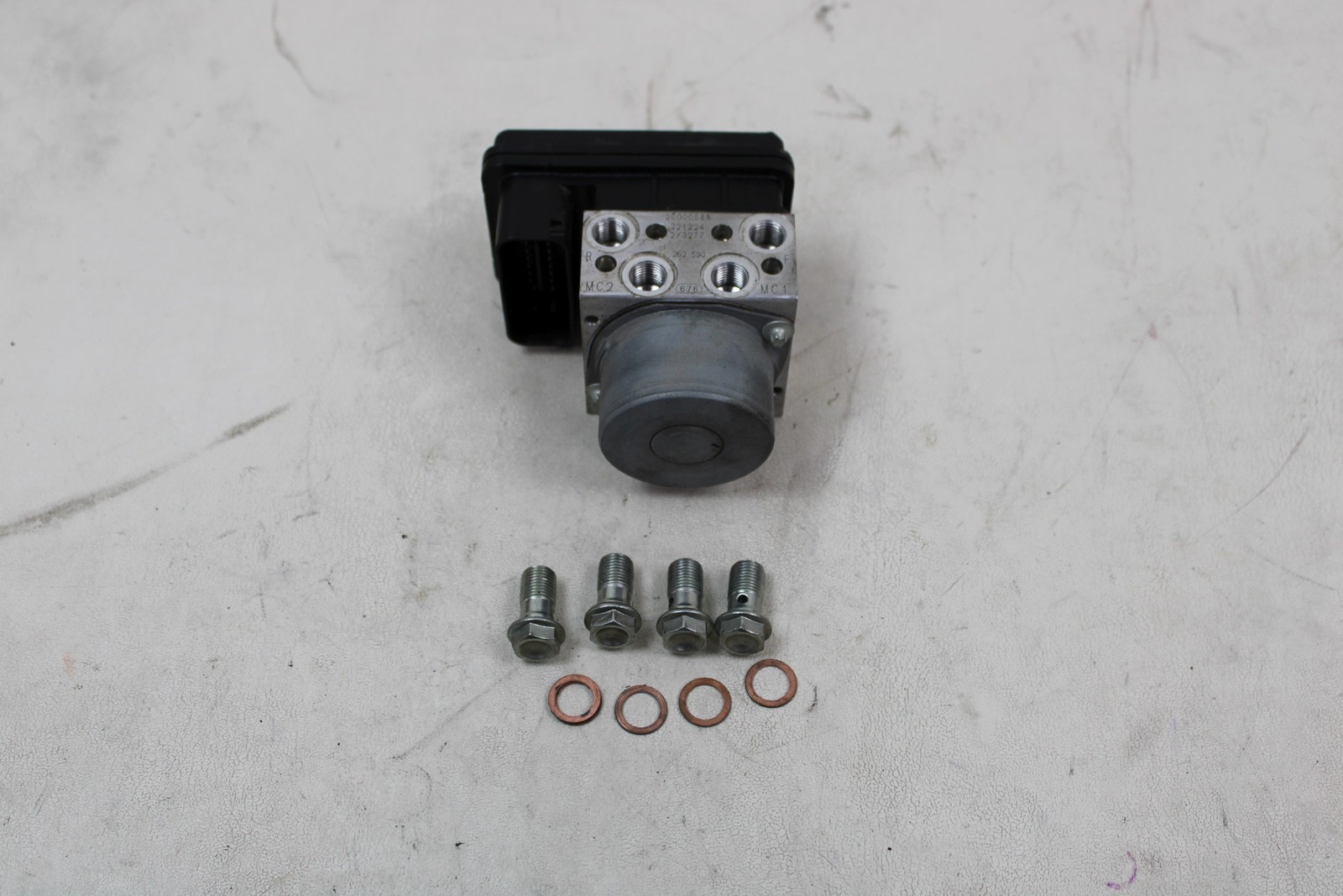 Aprilia RSV4 Factory 1100 21-25 ABS Brake Servo Controller 2D000589 NICE!