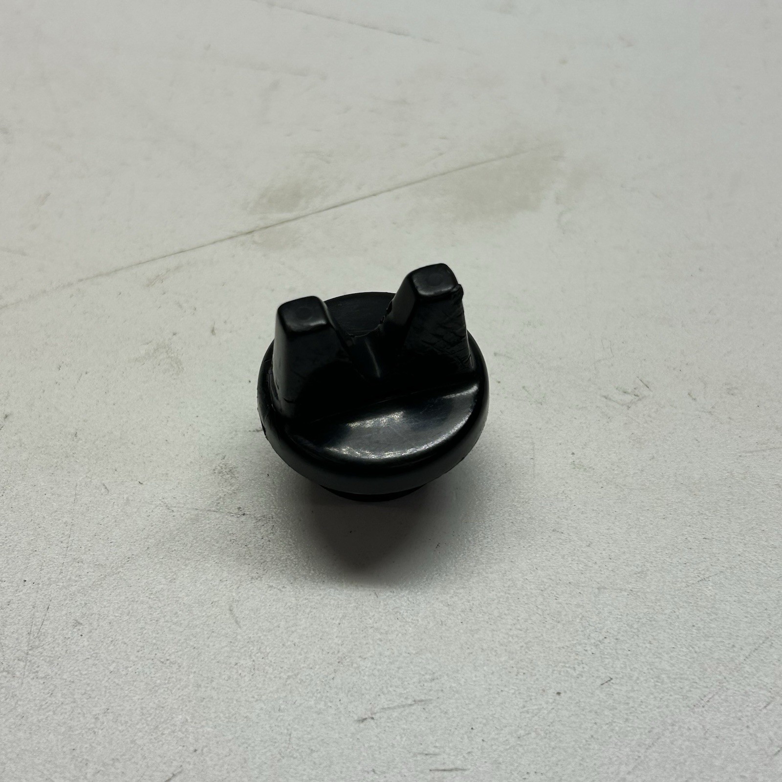 05 – 21 YAMAHA YZ125 YZ 125 OIL FILL PLUG