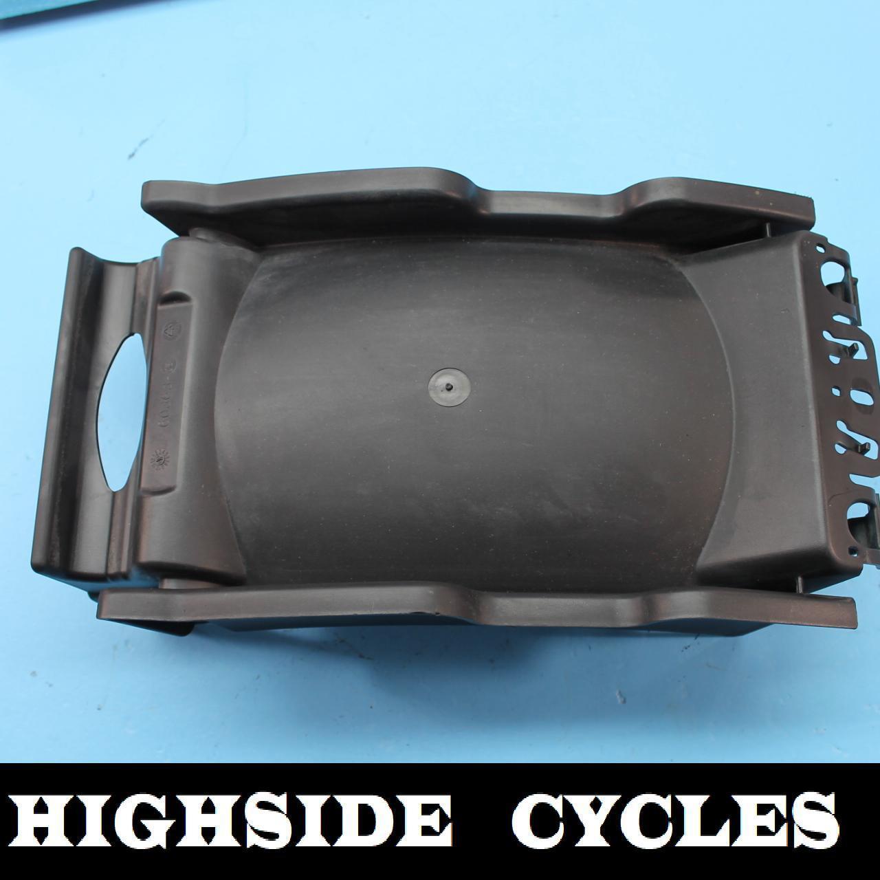 1221 09 HARLEY-DAVIDSON SOFTAIL REAR BACK WHEEL TIRE HUGGER FENDER