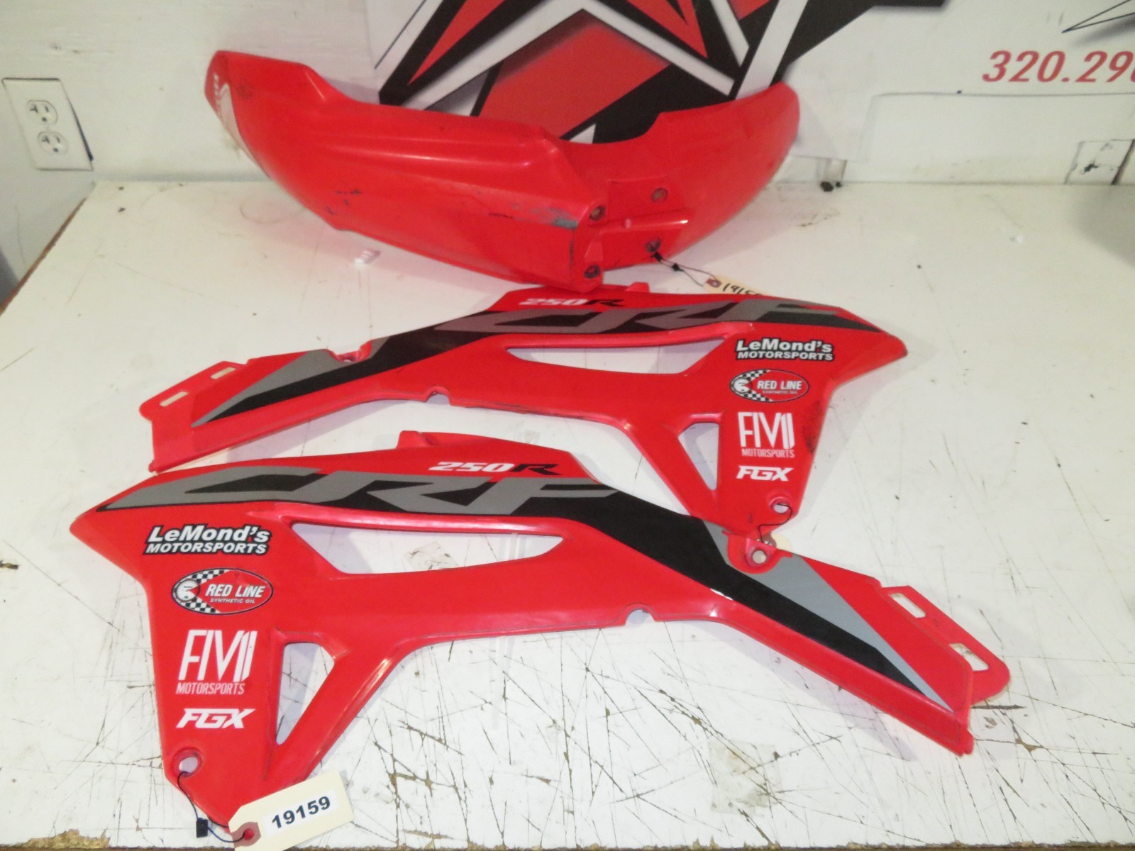 Honda – 2023 CRF 250R Radiator Shrouds LH & RH Front fender 61110-MKE-AF0ZA
