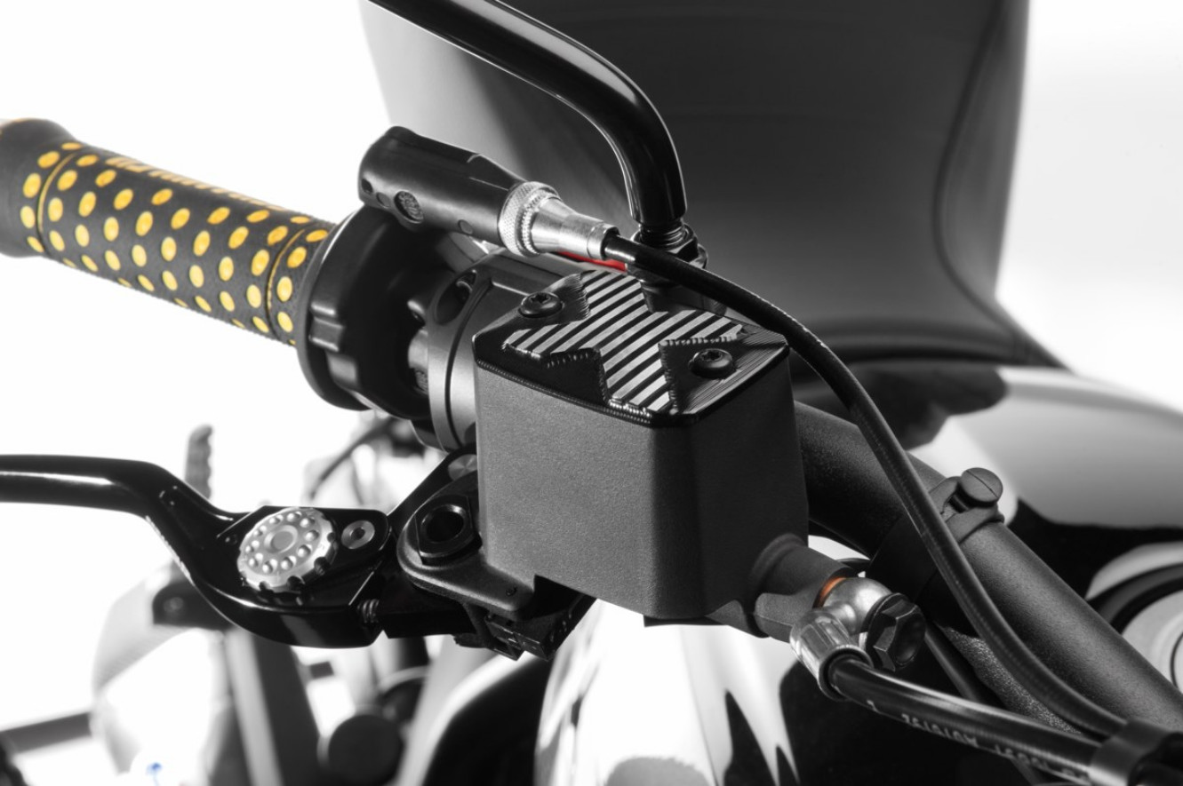 Ducati Scrambler Billet Aluminium Brake Fluid Reservoir Cover 96180301A