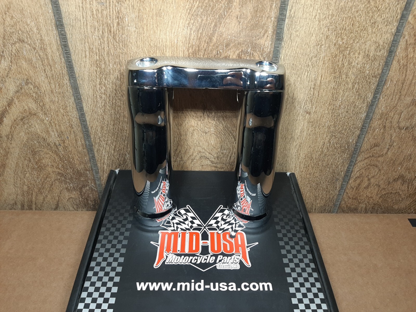 V-Factor 4 in” Rise with 1 1/4 in” Pullback Riser Kit for Harley Davidson 41001