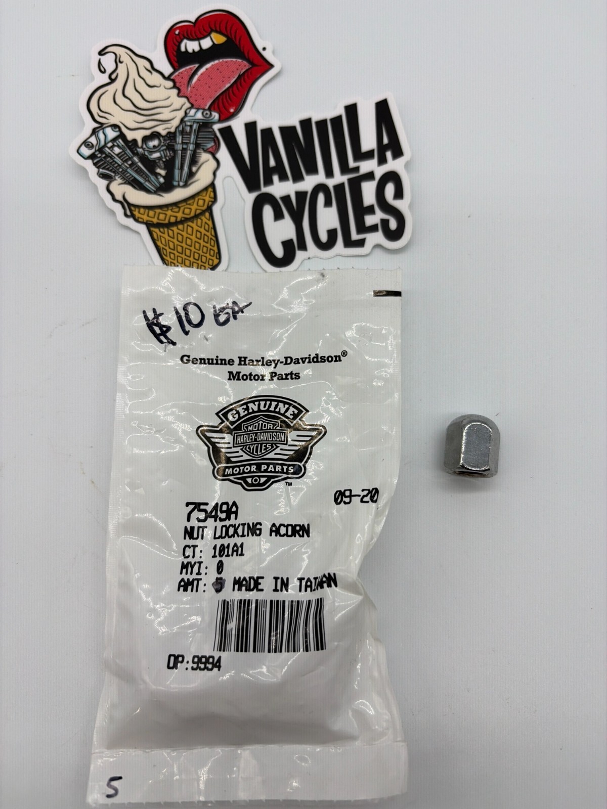 Harley-Davidson OEM Locking Acorn Nut – Part # 7549A