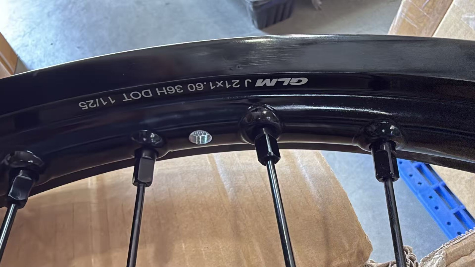 KKE 1.6*21/1.85*18 E-Bike Black Wheels for Surron Light Bee-X 2019-2025 CNC Hub