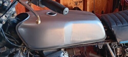 9L 2.4 Gal Universal Cafe Racer Gas Fuel Tank for YAMAHA RD50 RD350 RD400 R100R
