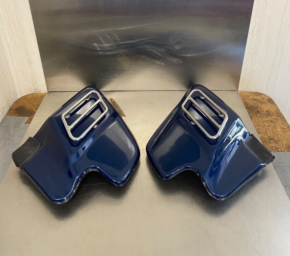 1999 Harley Davidson E/G U/C FLHTCUI Pair Sinister Blue Pear Side Covers & Guard