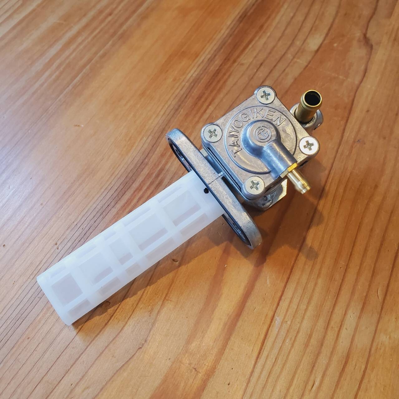 Kawasaki Genuine KZ650 KZ750 KZ1000 Fuel Tap Petcock 51023-0725 NEW