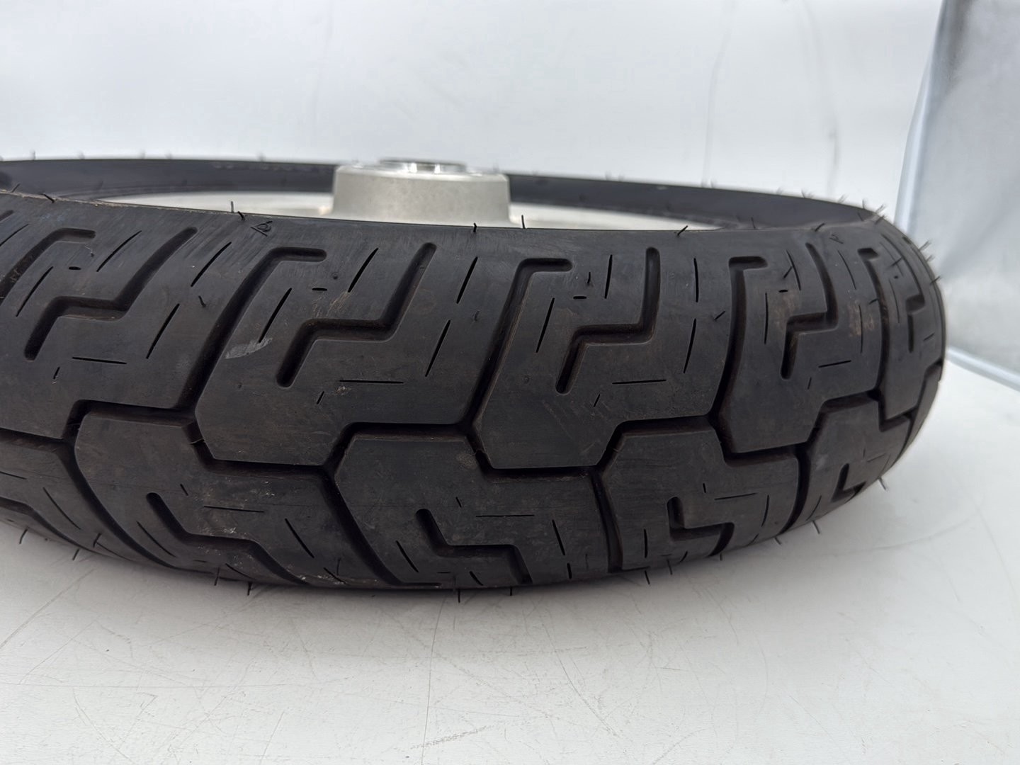 2006 Harley Sportster XL883C 883 Custom OEM Rear Wheel Rim Tire 150/80B16 16″