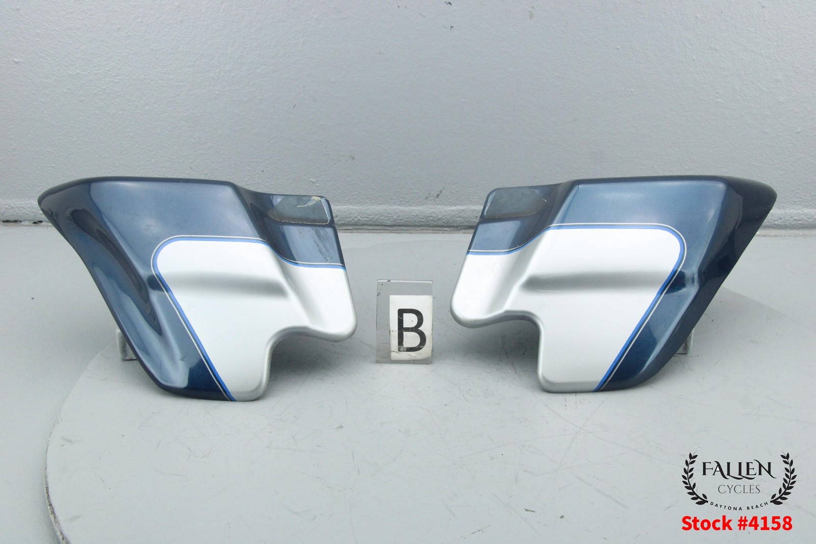 2002 Harley Electra Glide Side Cover Set LUXURY BLUE / DIAMOND ICE #4158