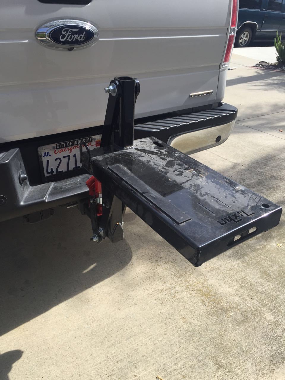 380LBS Hydraulic Truck Hitch Motorcycle Lift Dirt Bike Transport Loading Carrier