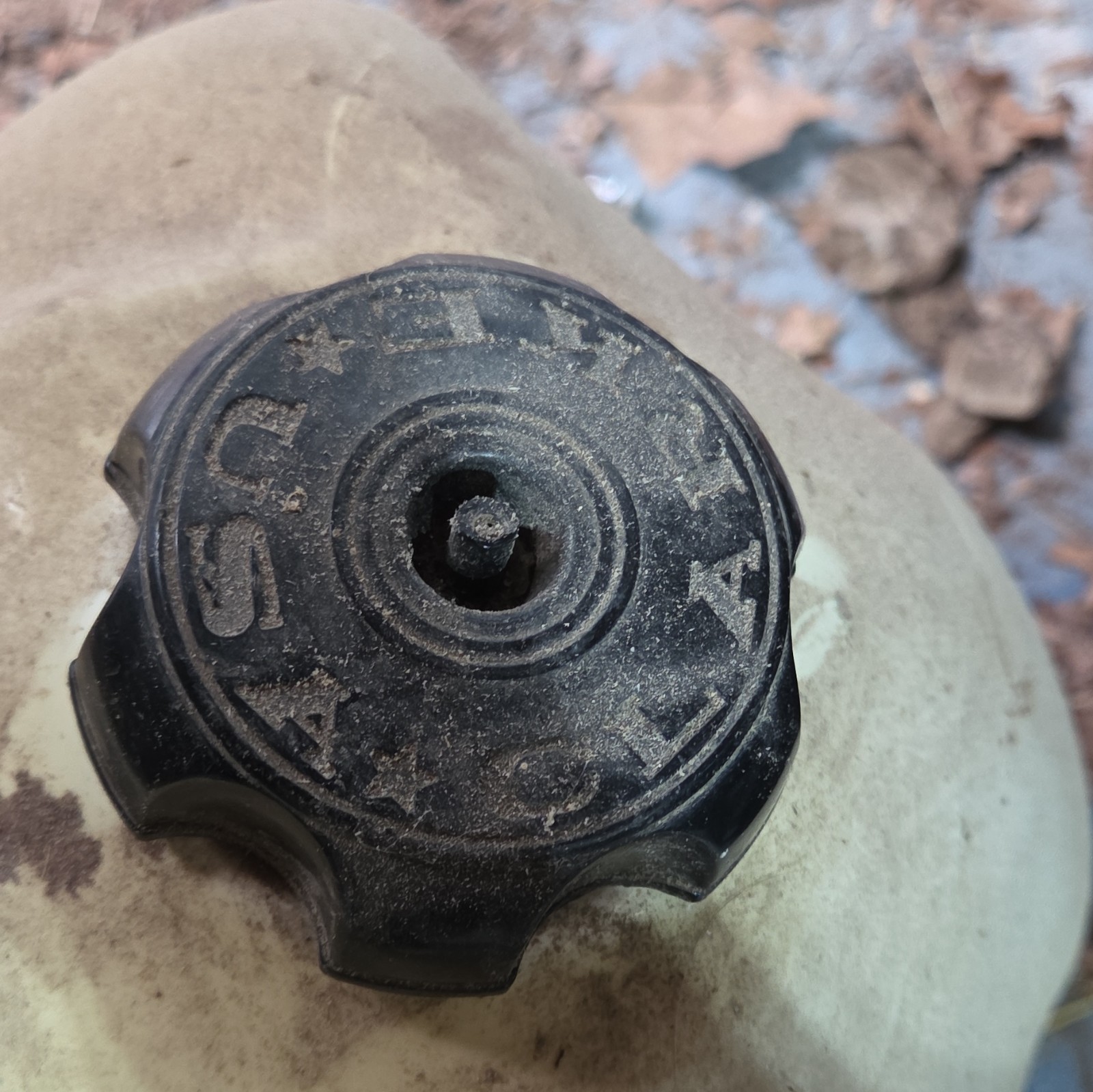 Clark xl600 oversized gas tank