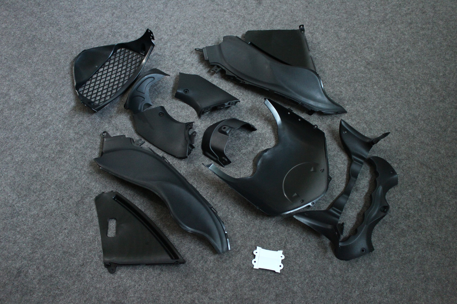 ABS Bodywork Fairing Kit For Suzuki Hayabusa GSX1300R 2008-2018 Unpainted Driled
