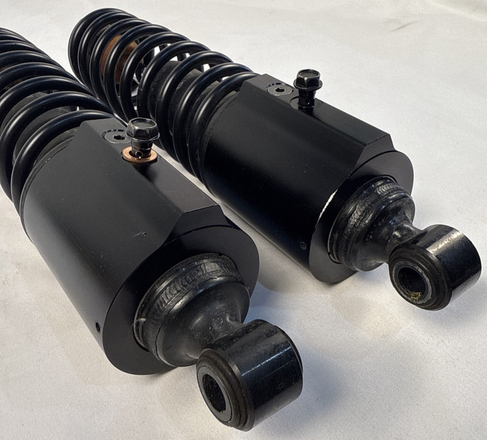 HARLEY DAVIDSON GENUINE 13 IN FLRT SHOCK ABSORBER SET 54000146