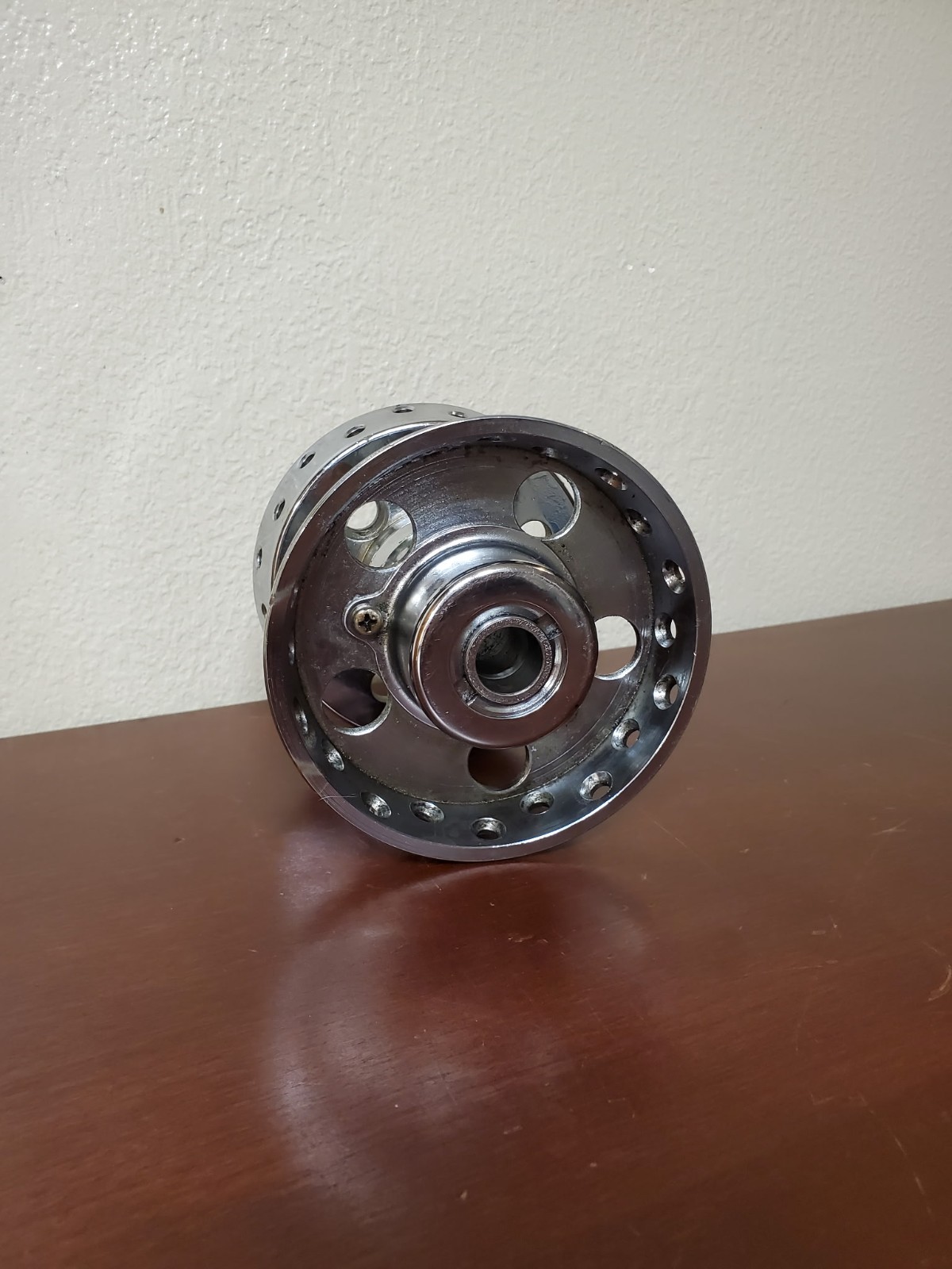STAR HUB HARLEY Davidson CHROMED 40 SPOKE and BEARINGS