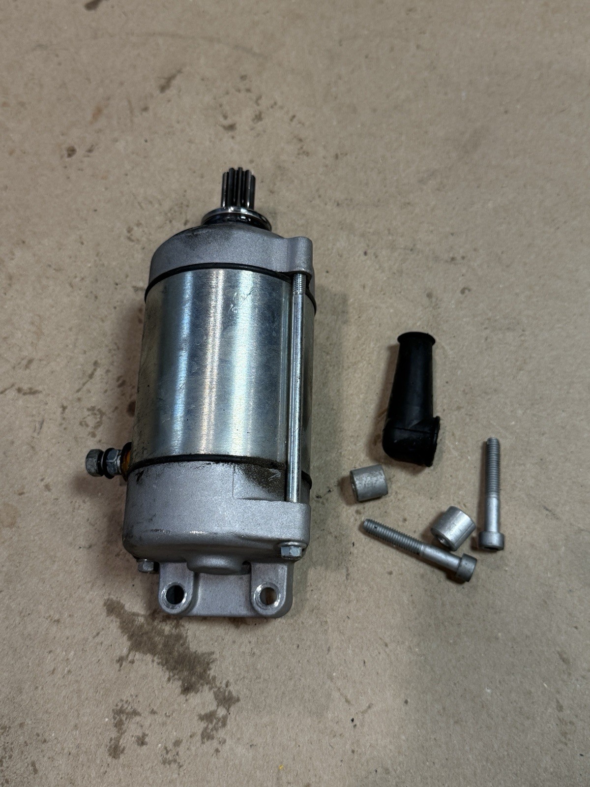 2021-2024 Aprilia RSV4 1100 OEM Starter Motor Engine Starting Motor Electric Gen