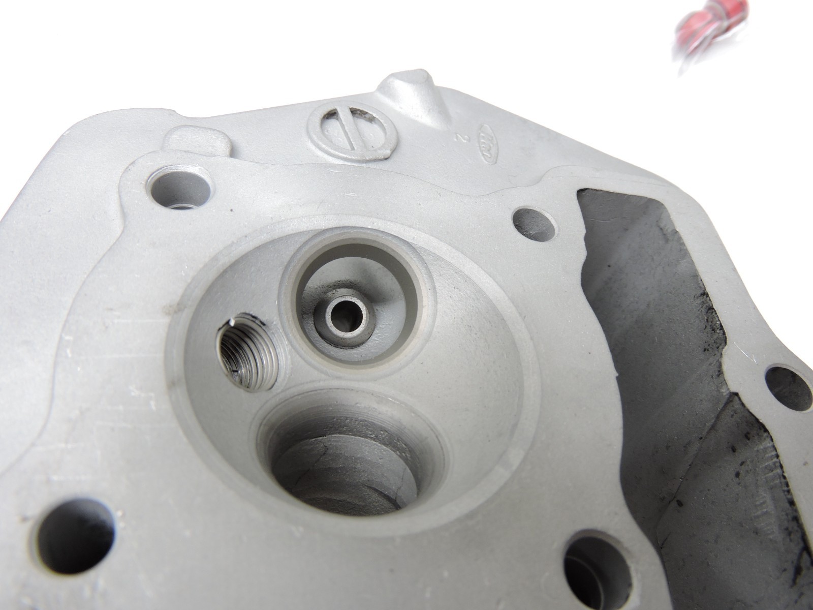 1973-76 Honda XR75 Cylinder Head