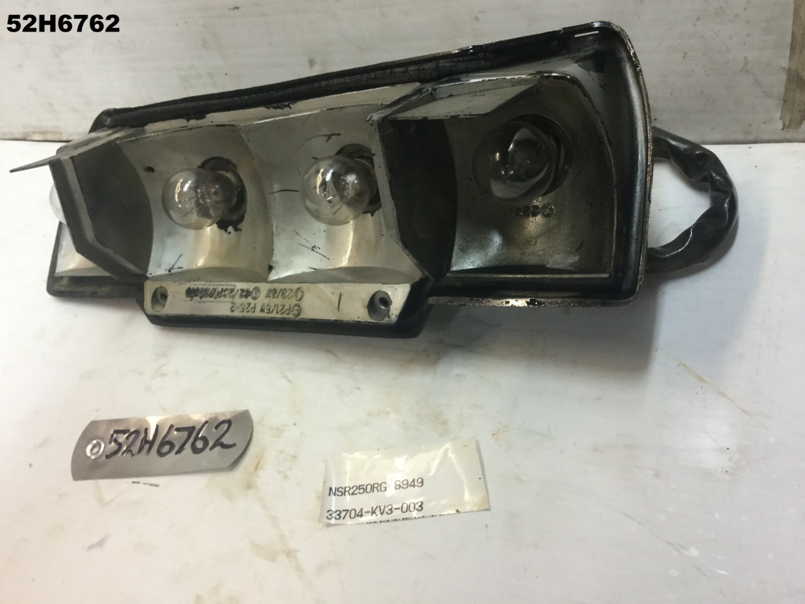 HONDA NSR 250RG MC16 1986 TAIL LIGHT BASE GENUINE OEM LOT52 52H6762