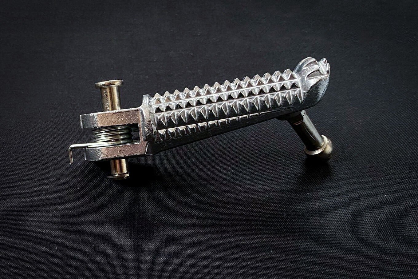 Front Right Footrest Foot Peg for Yamaha MT-03 2015-2023 Parts 1WD-F7461-00